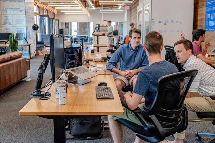 With so many different kinds of business software out there, it's hard to know what's best for your app stack. Our tips will help you decide.