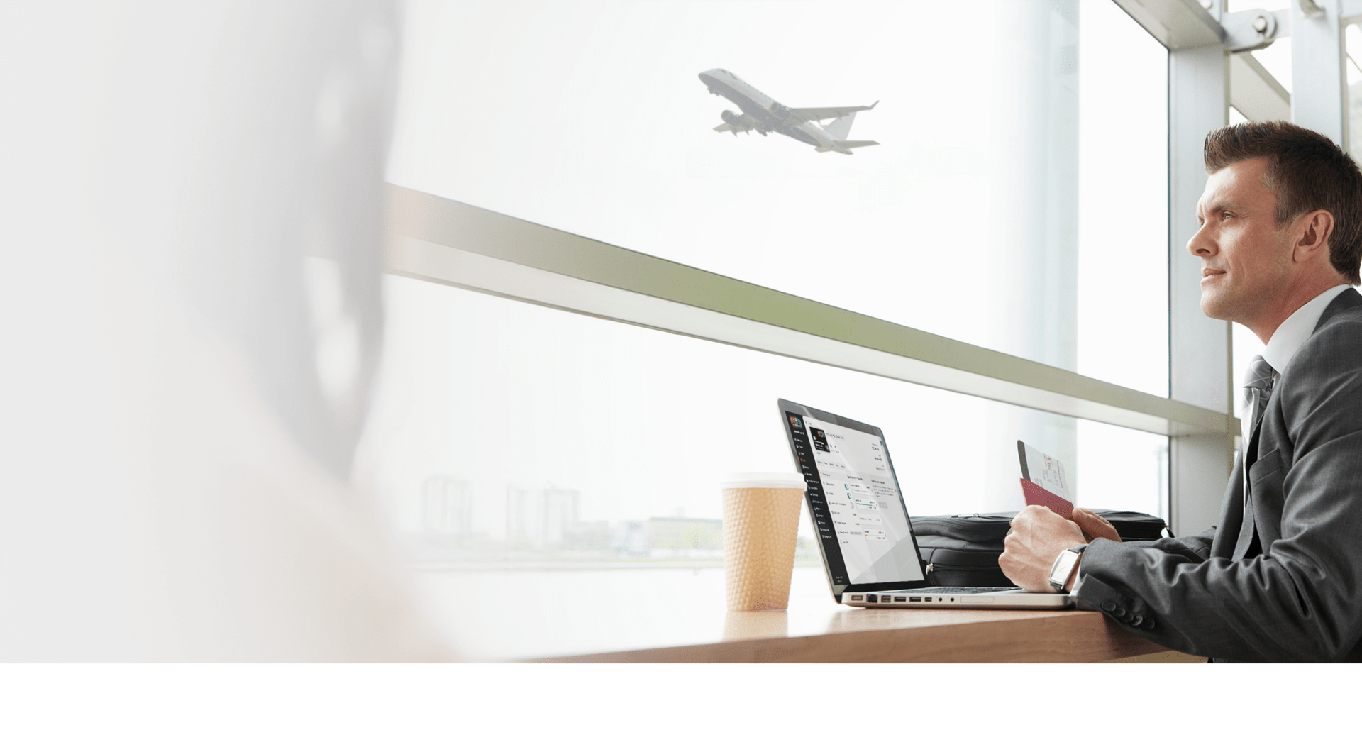 business-travel-expenses-hero-image-desktop-Soldo