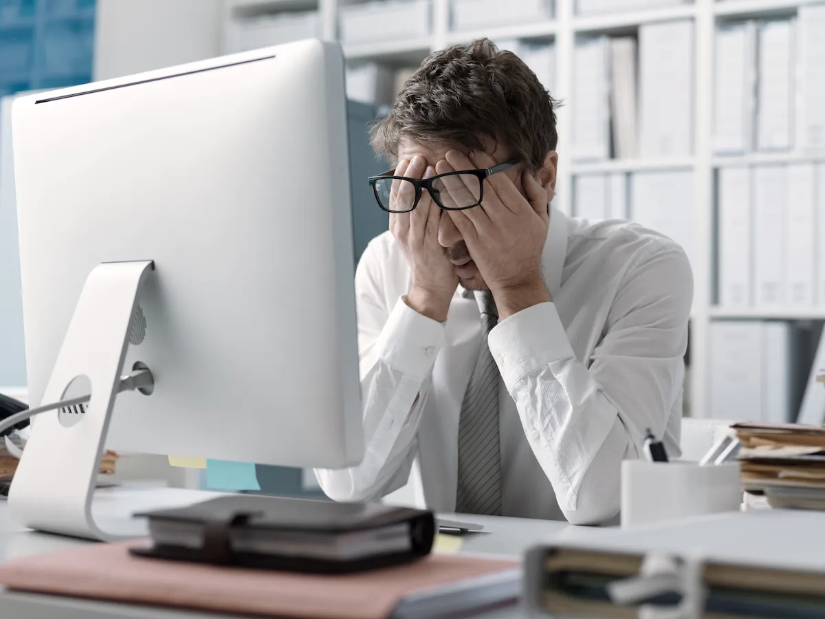Procurement workshop participants in discussion during a roundtable session on modern business spend and governance.